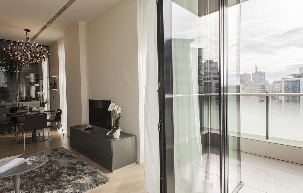 Hemeras Boutique Homes - Design Flats Near The City Center Milan Exterior photo